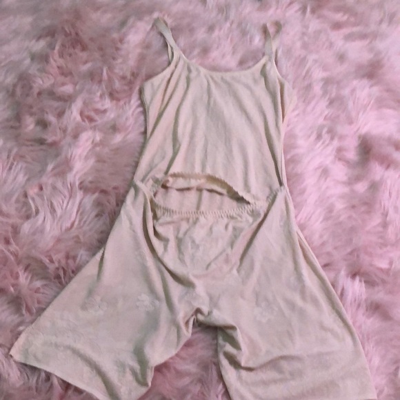 Light compression garment - Picture 2 of 2